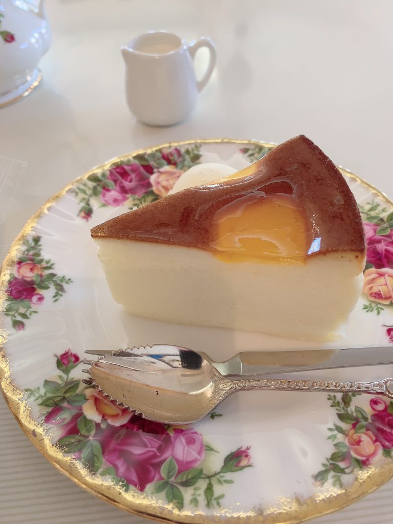 ローヌ京都　マイスターズチーズケーキ